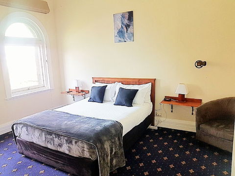 The Wharf Hotel Wynyard - Accommodation QLD 0