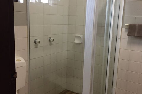 Eden Golf View Motel - Accommodation QLD 4