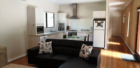 Jarrah Grove Forest Retreat - Adults Only - Accommodation QLD 2