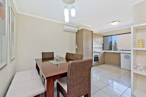 Joanne Apartments - Accommodation QLD 2