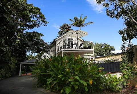 Port Douglas Cottage And Lodge - Accommodation QLD 0