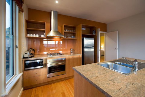 Queensberry Springs Villa 1 - Accommodation QLD 3