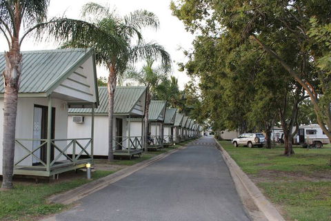 Central Tourist Park - Accommodation QLD 6