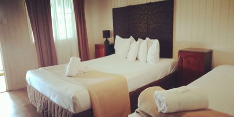 Country Plaza Motor Inn - Accommodation QLD 1