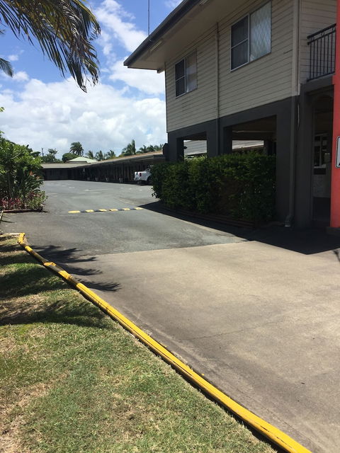 Country Plaza Motor Inn - Accommodation QLD 0