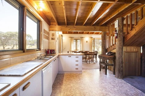 Wrens View - Accommodation QLD 5
