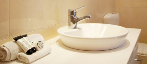 Hilton Motel - Accommodation QLD 3