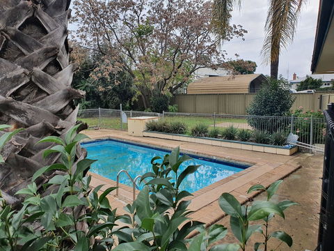 McNevin's Tamworth Motel - Accommodation QLD 4