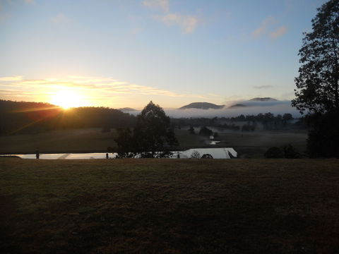 Yabbaloumba Retreat - Accommodation QLD 1