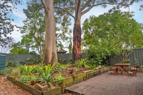 The Pines Bed & Breakfast - Accommodation QLD 0