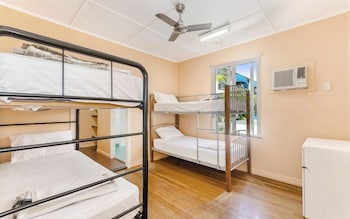 Civic Guest House - Accommodation QLD 2