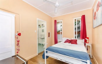 Civic Guest House - Accommodation QLD 1