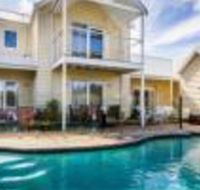 Seaside Spa Retreat - Accommodation QLD