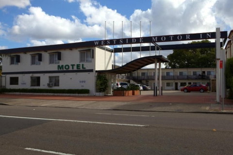 Westside Motor Inn - Accommodation QLD 1