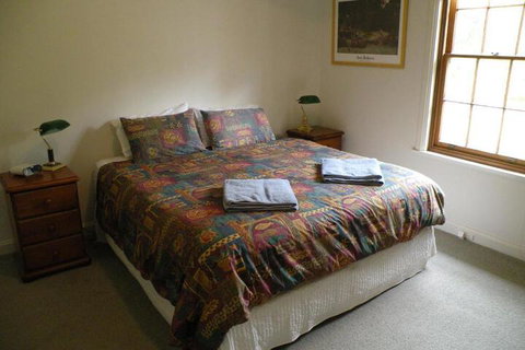 Pinkerton Hill Naracoorte - Accommodation QLD 3