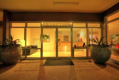 Mayfair Motel Emerald - Accommodation QLD 3