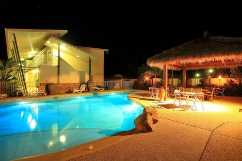 Mayfair Motel Emerald - Accommodation QLD 5