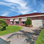 Skip Shop Splash - Accommodation QLD 0