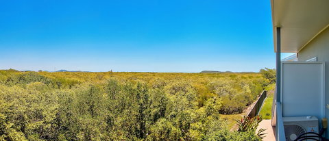 Mackay Oceanside Central Hotel - Accommodation QLD 4