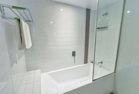 Mackay Oceanside Central Hotel - Accommodation QLD 6