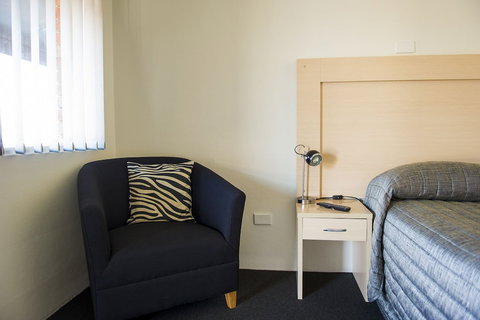 Cherry Blossom Motel - Accommodation QLD 6