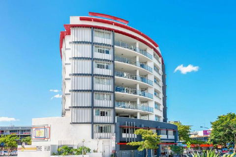 The Hub Apartments - Accommodation QLD 2