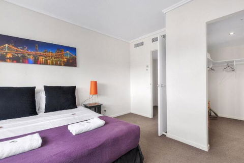 The Hub Apartments - Accommodation QLD 4