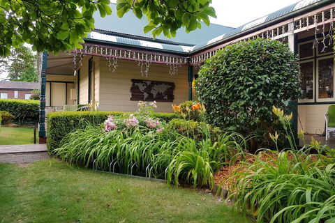 Glenella Guesthouse - Accommodation QLD 1