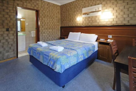 Pavlos Motel - Accommodation QLD 2
