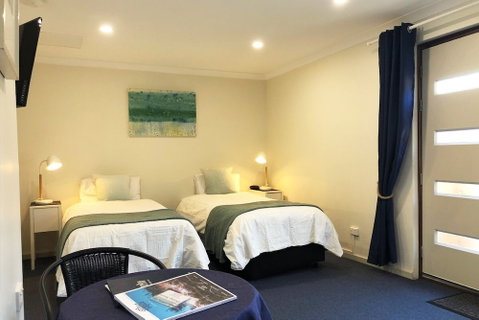 Observatory Guesthouse - Adults Only - Accommodation QLD 4