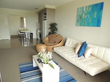 Airlie Central Apartments - Accommodation QLD 2