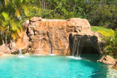 Kingfishers Manor - Accommodation QLD 4