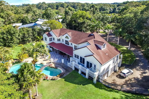 Kingfishers Manor - Accommodation QLD 2