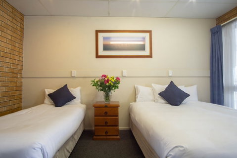Acacia Motor Inn - Accommodation QLD 3