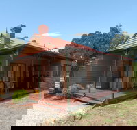 Mountain View Motor Inn  Holiday Lodges - Accommodation QLD