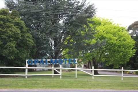 Opal Motel Leongatha - Accommodation QLD 1