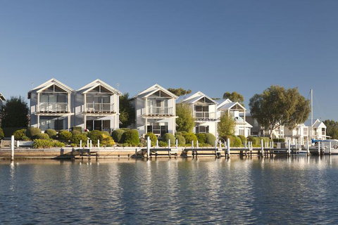 Captains Cove Resort - Accommodation QLD 2