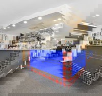 William Macintosh Motor Lodge - Accommodation QLD