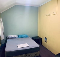 Yellow Submarine Backpackers - Accommodation QLD