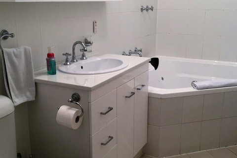Arundel's Boutique Accommodation - Accommodation QLD 4