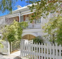 Arundel's Boutique Accommodation - Accommodation QLD