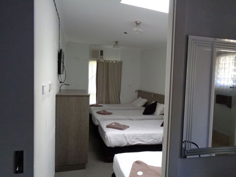 Parkway Motel - Accommodation QLD 5