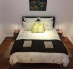 Smiths Lake House - Accommodation QLD