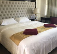 Inland Oasis Motel - Accommodation QLD