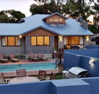 Waikiki Beach Bed  Breakfast - Accommodation QLD