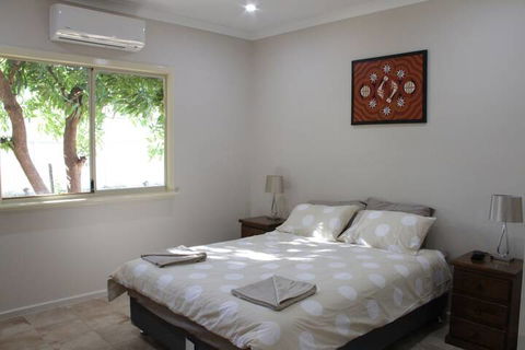 Wunan House - Accommodation QLD 2