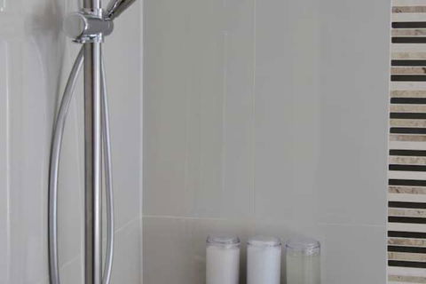 Wunan House - Accommodation QLD 4