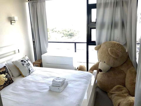 Arena Apartments - Accommodation QLD 3