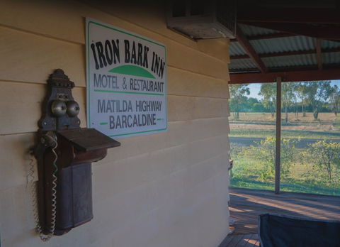 Ironbark Inn - Accommodation QLD 2