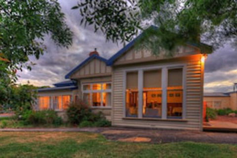 Acacia Bed & Breakfast - Accommodation QLD 0